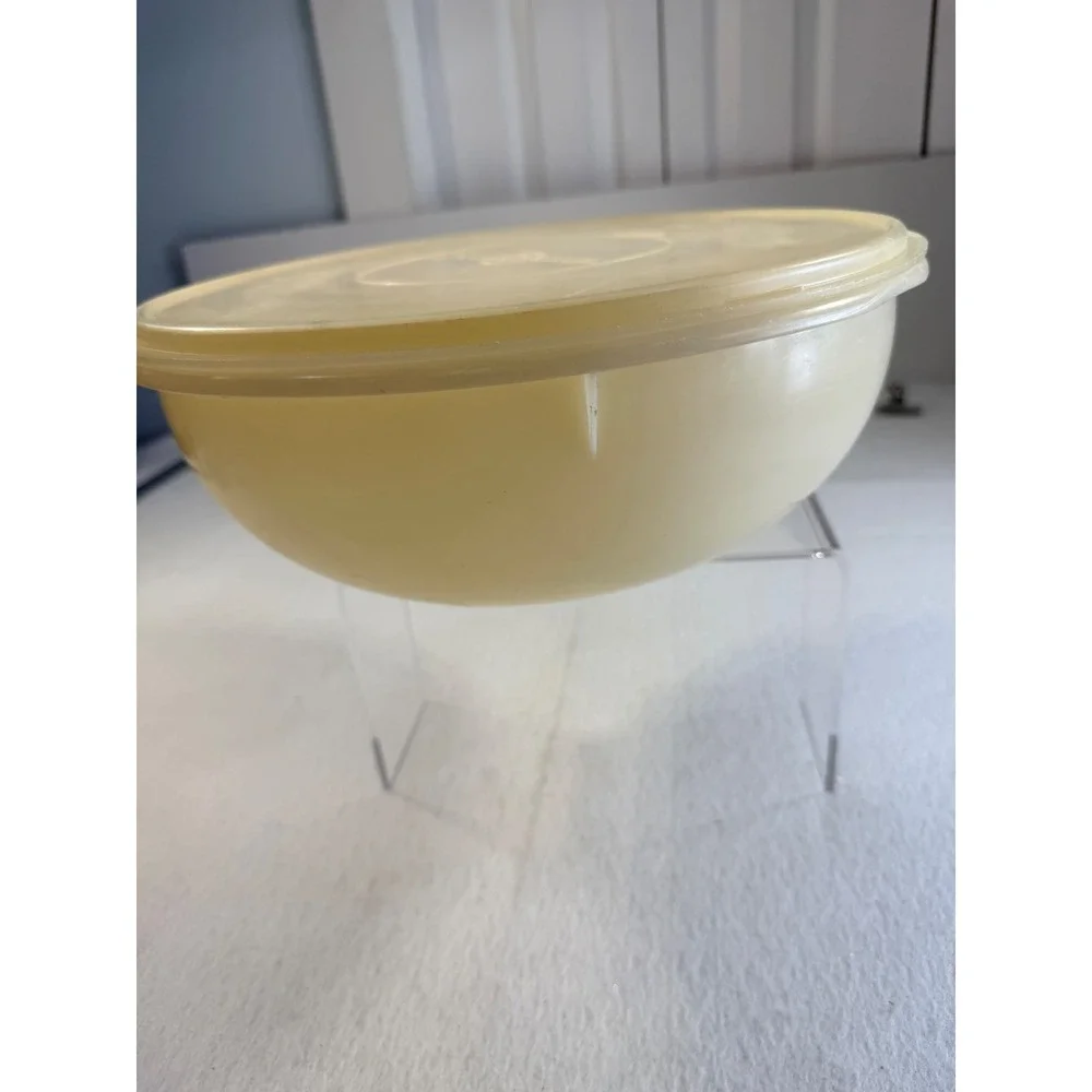 Vintage Tupperware 274-1 Round Cake Taker Keeper Carrier 12